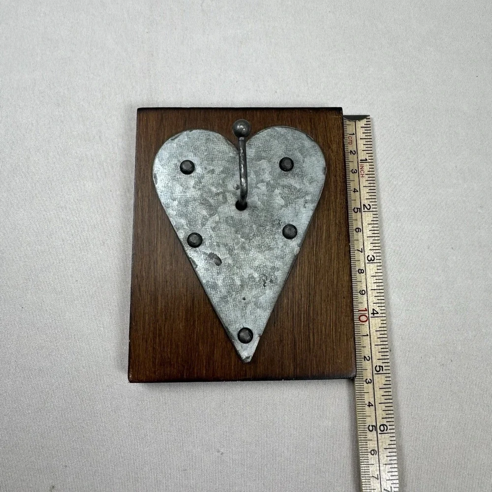 Rustic Wood/Metal Heart shaped Wall Hook